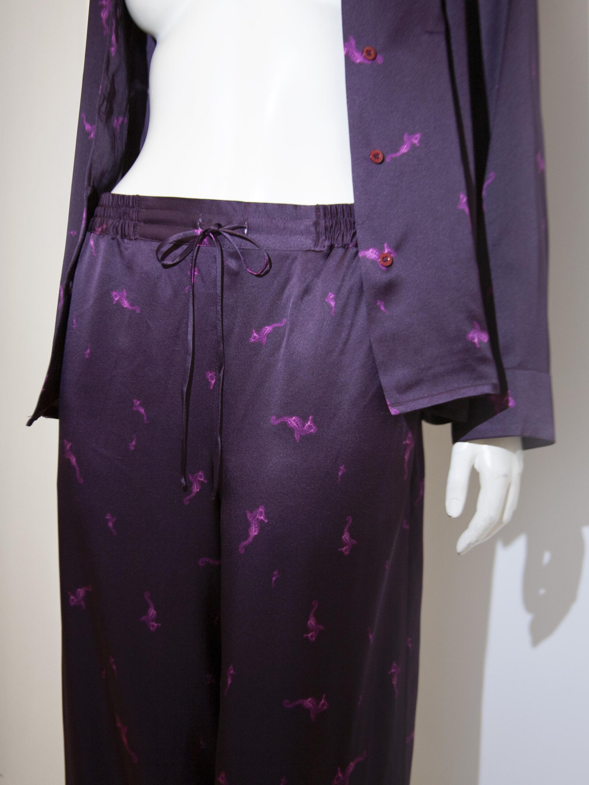 Hippo Couture siidist pidžaama kombo - Image 8