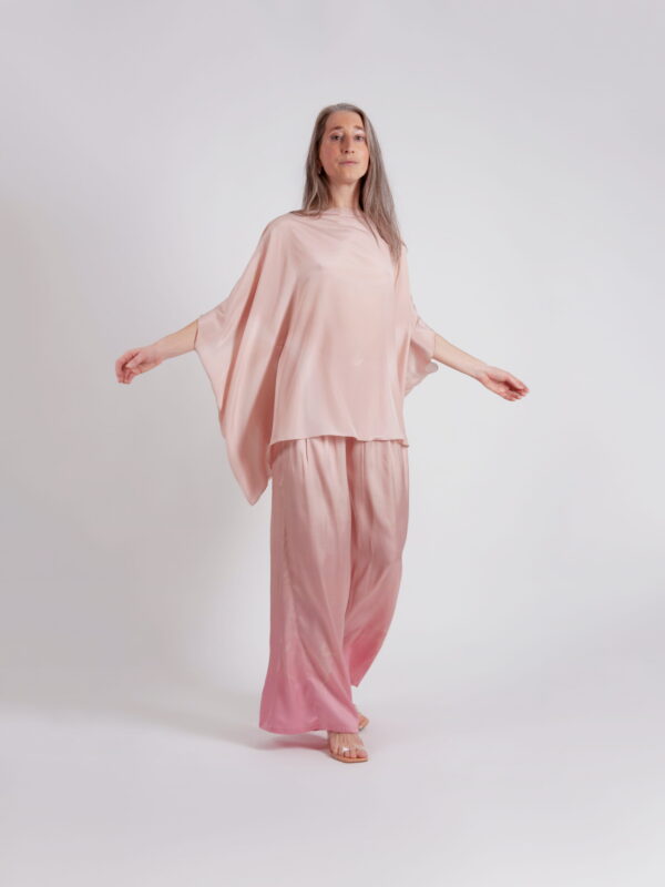 Tæwas siidist kaftanpluus