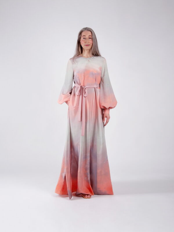 Tæwas varrukatega siidkleit