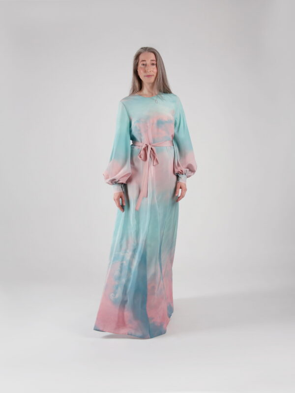 Tæwas varrukatega siidkleit